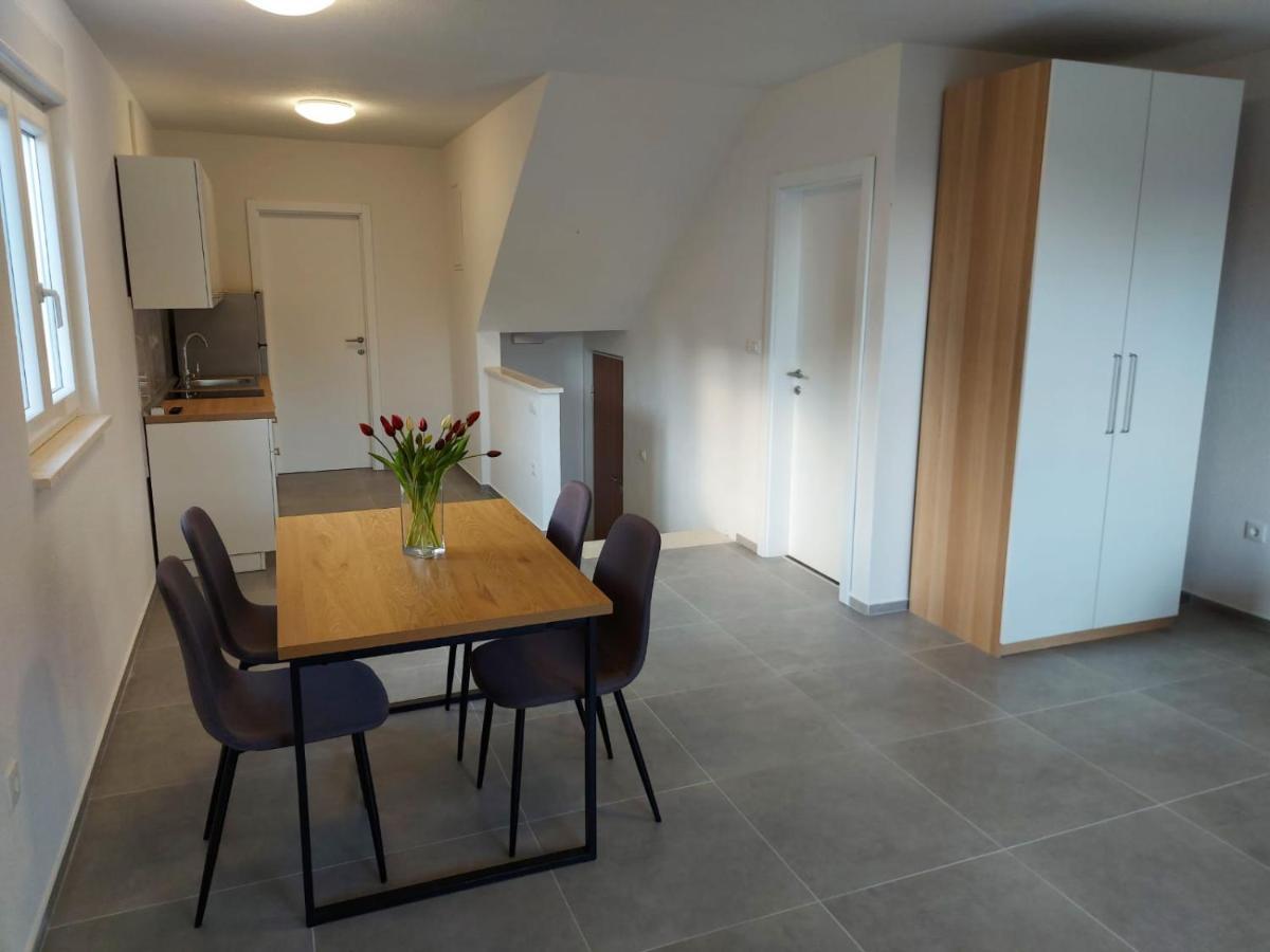 Apartments Neva Makarska Luaran gambar