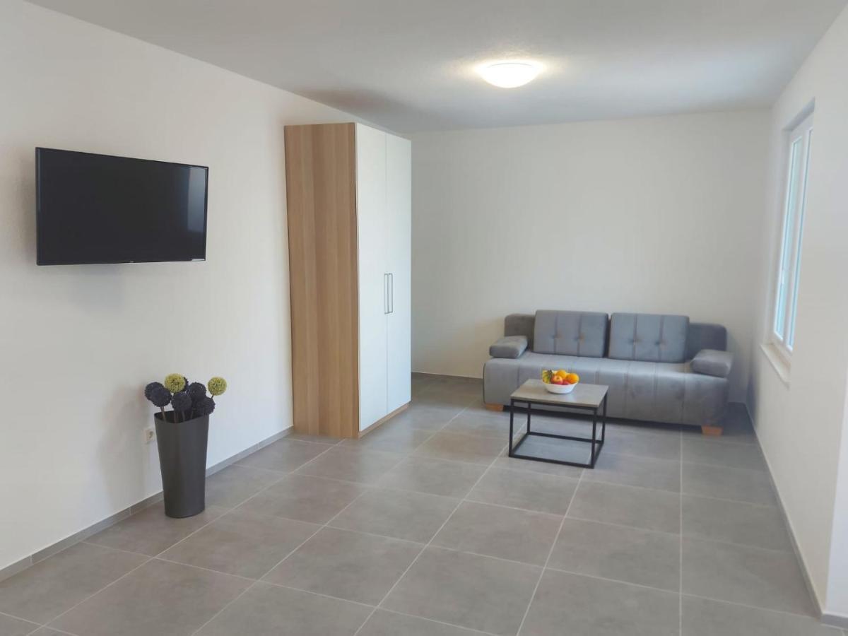 Apartments Neva Makarska Luaran gambar