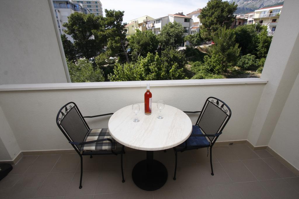 Apartments Neva Makarska Bilik gambar