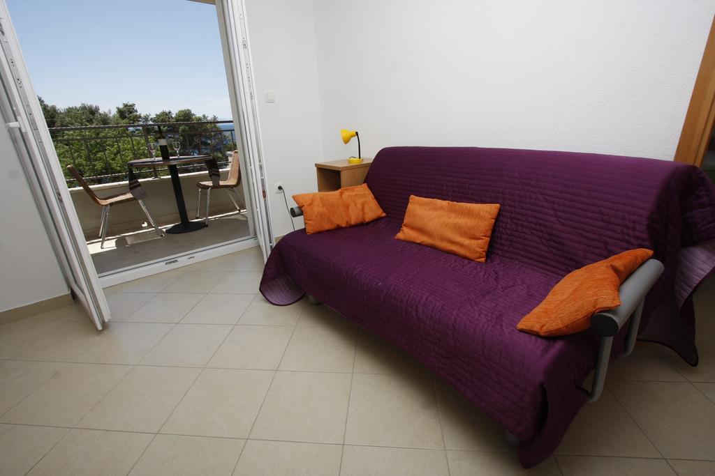 Apartments Neva Makarska Bilik gambar